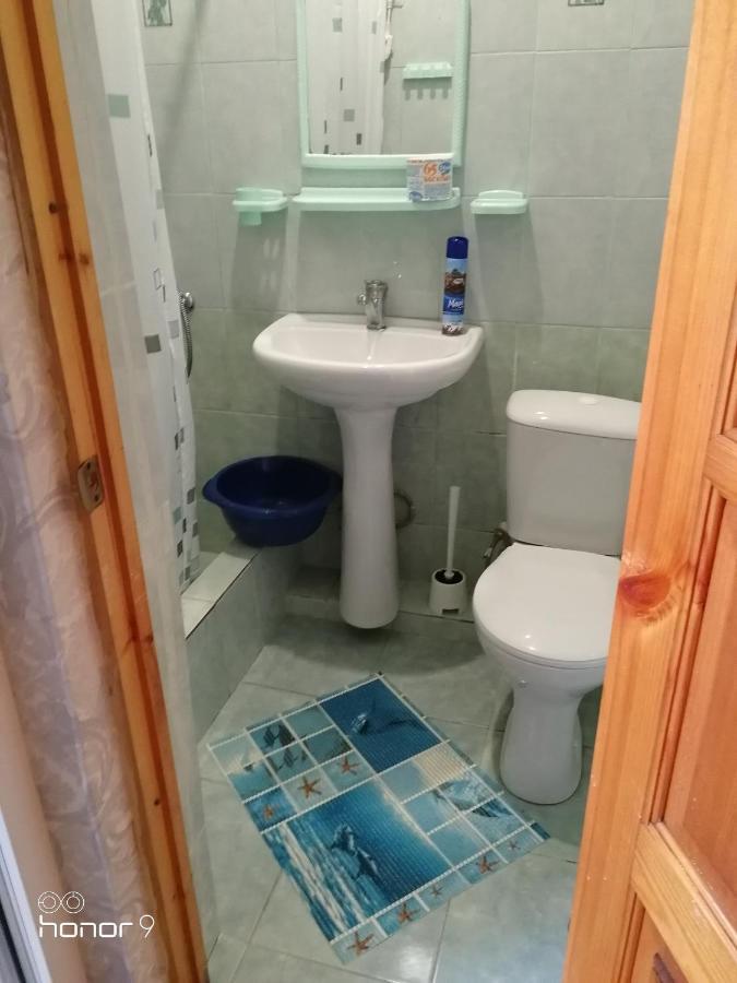 غاغرا Orhidea Guest House المظهر الخارجي الصورة